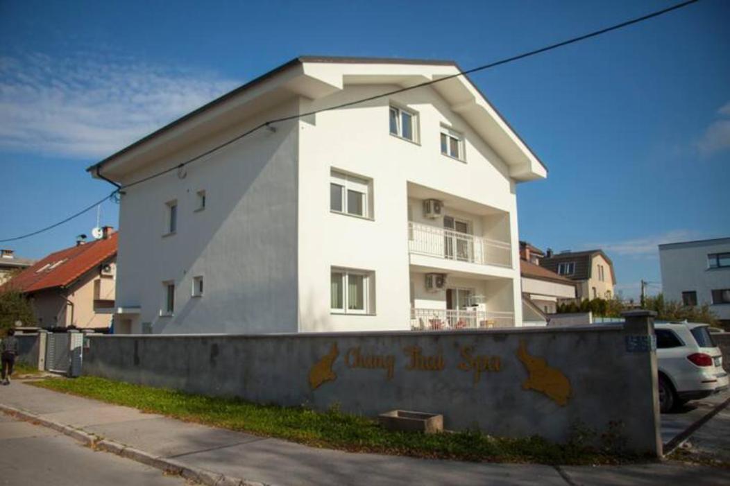 Chang Thai Apartments Ljubljana Eksteriør bilde